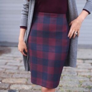 Ann Taylor Maroon Navy Buffalo Plaid Pencil Skirt Petite 0